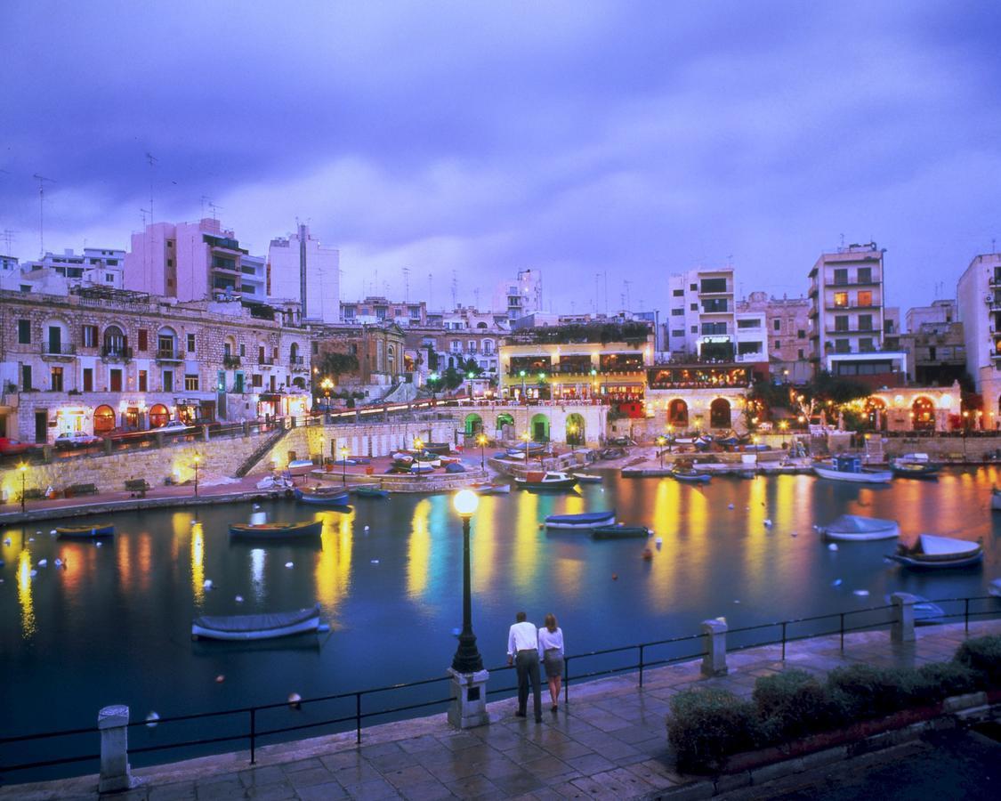 Marvellous Seafront Apartment Sliema Bagian luar foto