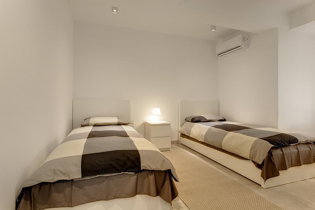 Marvellous Seafront Apartment Sliema Bagian luar foto